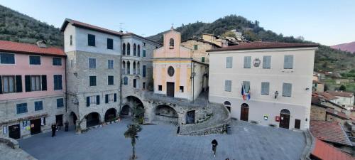La Gallina Nel Castello