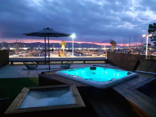 VILLA FLORENTINA in Saint-Raphael