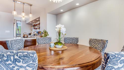 Hale O Kalani condo - image 4