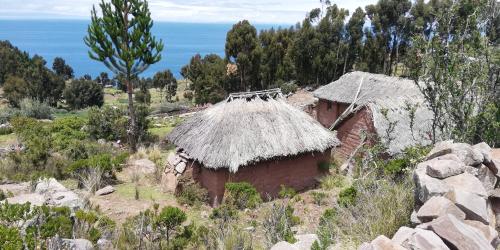 Taquile Hospedaje Mario in Hilanopampa