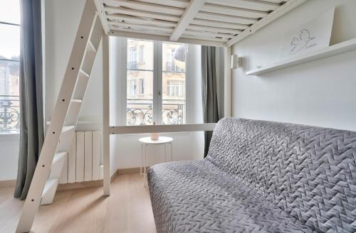 Pretty Mezzanine Studio in the Heart of Paris (2F), París (foto 6)
