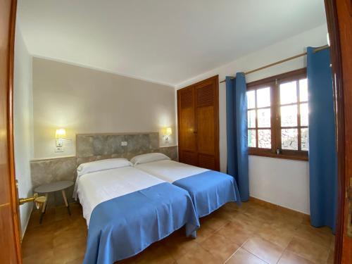 Apartamentos Las Palmeras - image 8