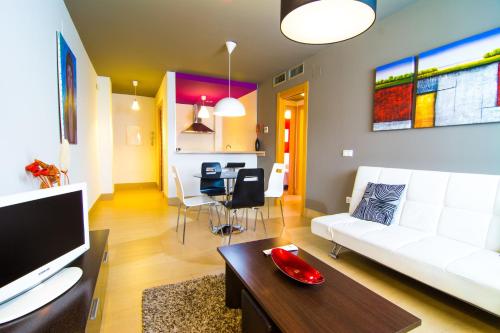 阿爾梅利亞16:9套房公寓酒店 (Apartamentos 16:9 Suites Almeria) in 拉波勒拉
