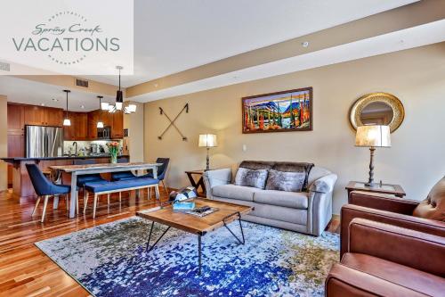Rundle Cliffs Lodge by Spring Creek Vacations Spring Creek Vacations - Rundle Cliffs Lodge is perfectly located for both business and leisure guests in Canmore (AB). The hotel offers a high standard of service and amenities to suit the individual