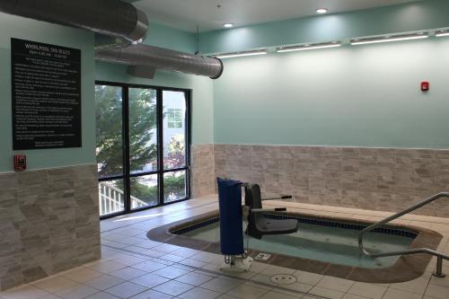 Holiday Inn & Suites Bothell - Seattle Northeast