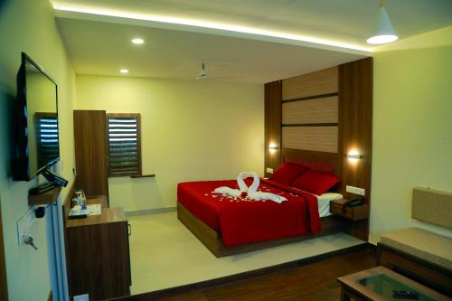 Athirappilly Polaris Resort Athirappilly Pool Luxurious Nature friendly Resort