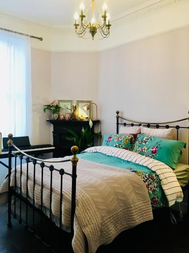 Good Times Edinburgh Elm Row City Centre Apartment, Edinburgh