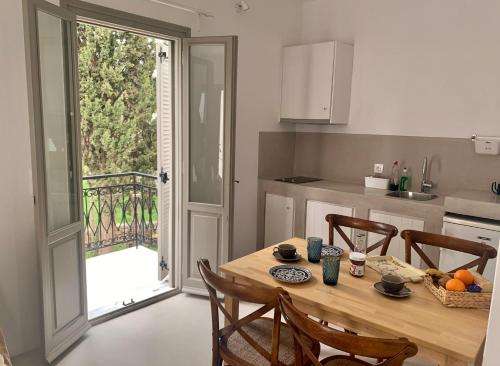 Cocina, SORINA Beloved Rooms in Spetses