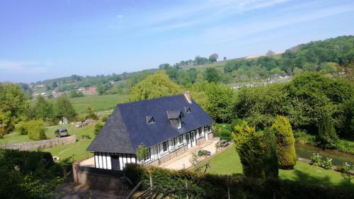 Maison de 3 chambres avec jardin clos et wifi a Vittefleur