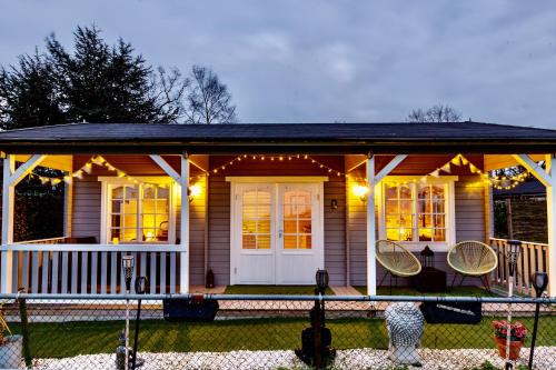 The Retreat Log Cabin
