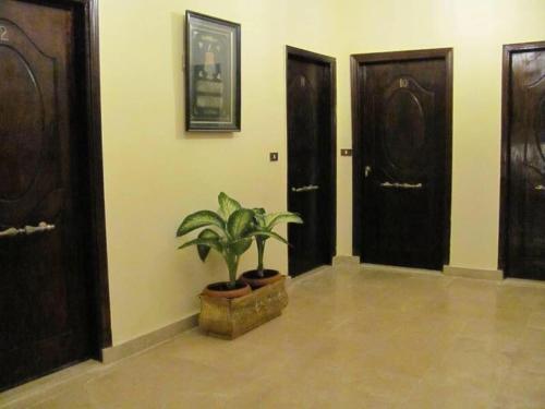 Lagouna House