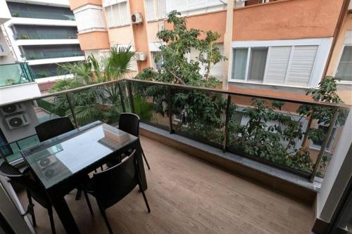 Aura Home just 80 meters to Kleopatra Beach