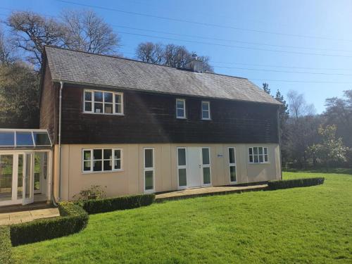Osbornes Holiday House near Exeter - image 3