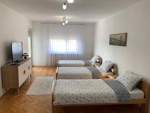 Apartmani Nedim - Chambre d'hôtes - Dubrave Gornje