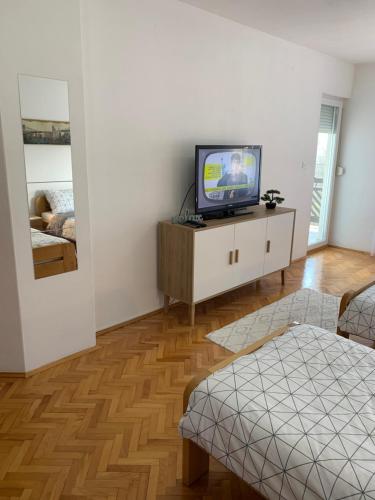 Guest House Nedim - image 6