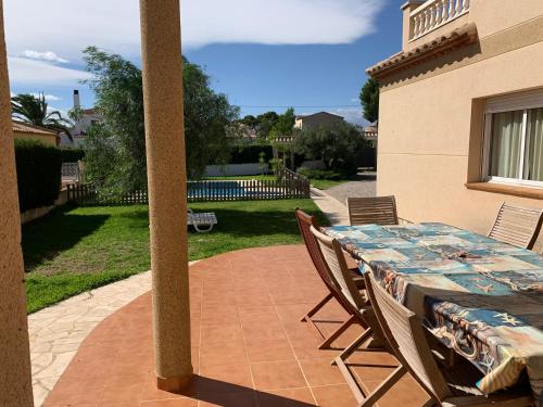 AME57 Preciosa Villa Con Piscina 10 pax