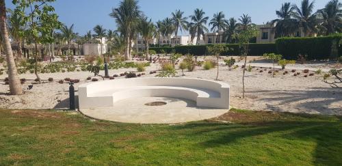 Ground Floor Apartment With Private Garden and Terrace Lake View image 10