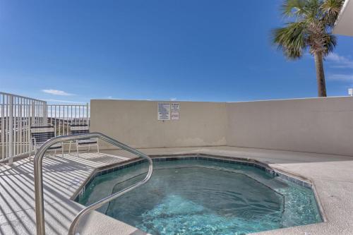 Lighthouse 711 by Meyer Vacation Rentals - image 7