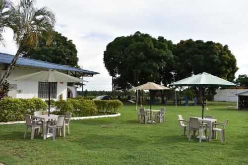 Garden, Club Bella Suiza - Carlos Ossa Escobar in Marsella