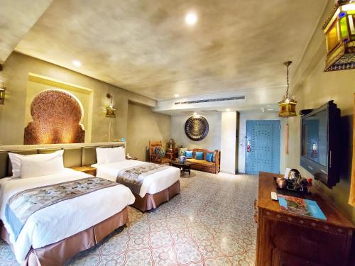 room detail thumbnail 1