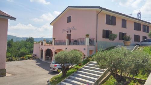 Relais Black Horse Hotel de charme Cengio