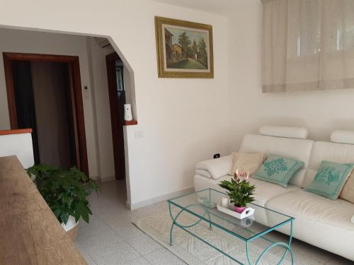 Appartamento in villa con veranda privata e parcheggio gratuito, Olbia (photo 6)
