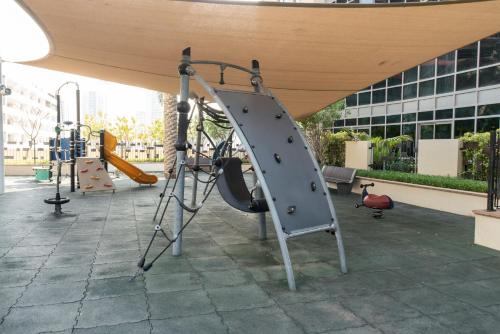Luxury 2BR facing Burj Khalifa! - south ridge