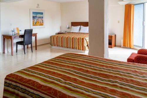 Hotel Plaza del Sol in 赫莫西约