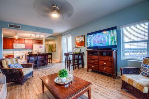 BRAND NEW! 9th FLOOR! Beautiful 3 BD Great Amenities And Great Location - image 3