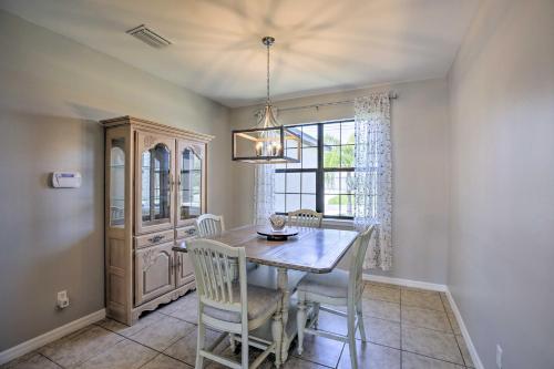 Sunny Hideaway in Cape Coral with Spacious Yard - image 6