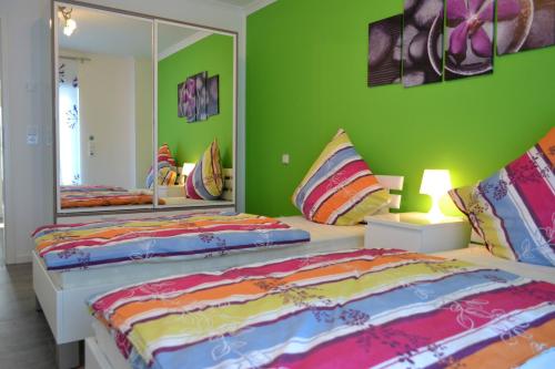 One-Bedroom Apartment with Balcony