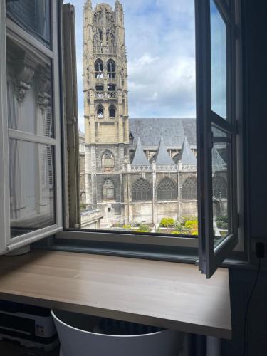 Beaux-arts • 2 chambres 2 SDB • Parking prive