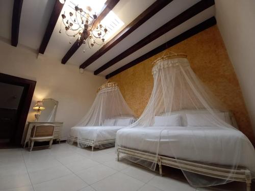 294730731 Hotel Marqués del Ángel