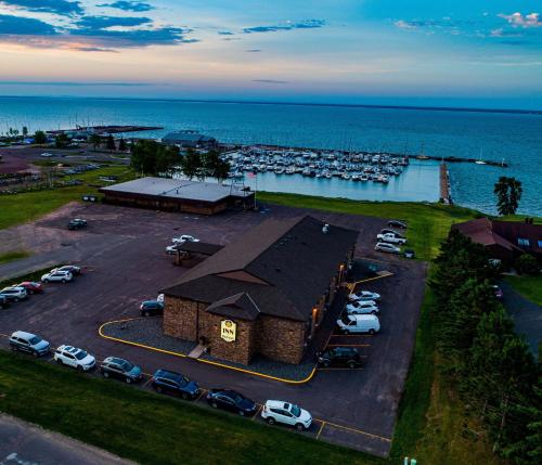 The Washburn Inn in Washburn, USA