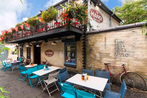 Restaurant, Newhall near Glasgow West End