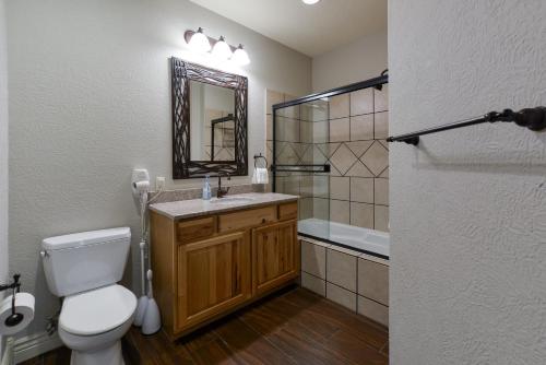 Condo 313 - image 5