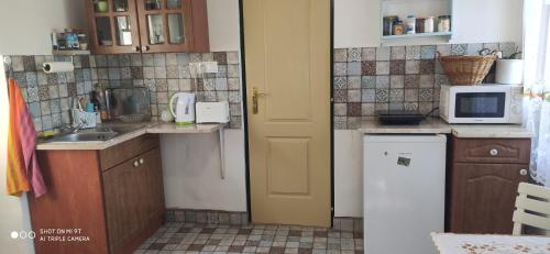 Teréz Háza (Terez Haza) in Pázmánd