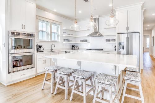 Beach Vista Two - image 6