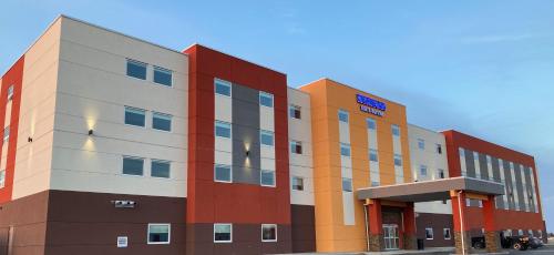 ทัศนียภาพภายนอกโรงแรม, Meridian Inn & Suites Regina Airport in เรจินา (SK)