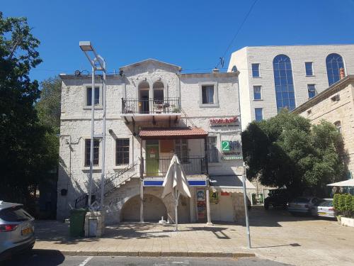 Exterior view, Haifa Vintage Studios in Haifa