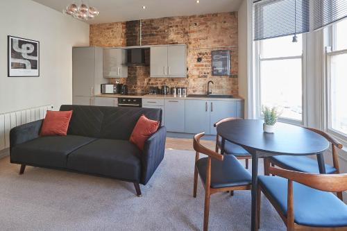 Host & Stay - North Marine House