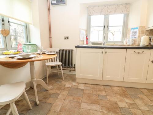 Old Forge Cottage - image 11