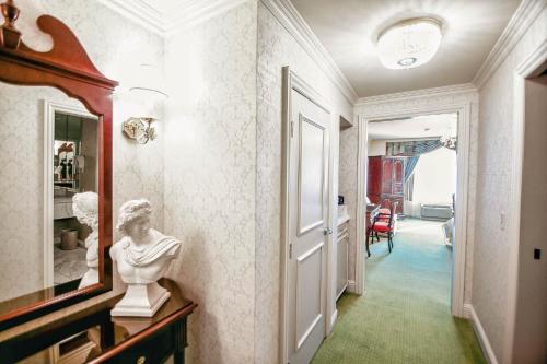 The Bristol Hotel Campbell San Jose - Photo 2