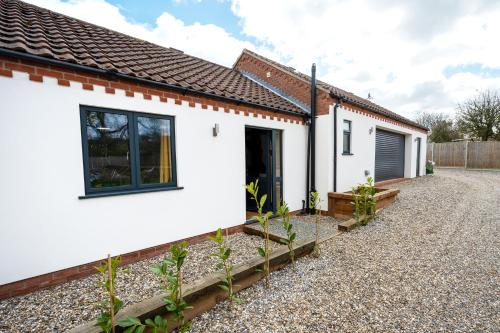 LITTLE HOUSE - Perfect for exploring The Broads - Freethorpe