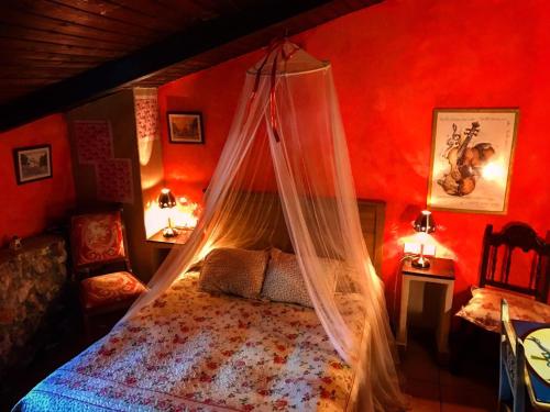 Room in Lodge - Romantic getaway to Cuenca at La Quinta de Malu