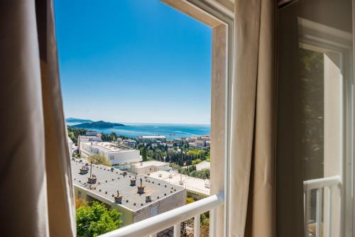Guest House Nikolina - image 12