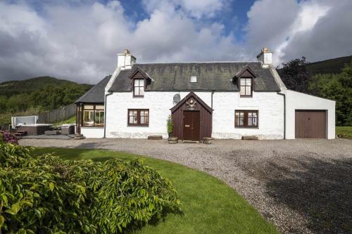 Rowan Cottage - image 10