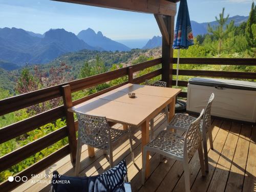 Balkons/terase, Chalets de CEMMA in Evisa