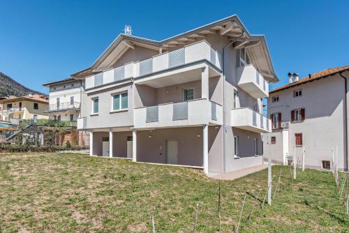 Superior One-Bedroom Apartment with Balcony