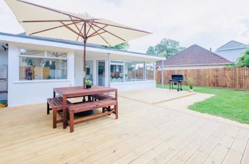 Gorgeous Luxury Chalet, New Forest & Coast & in Hordle